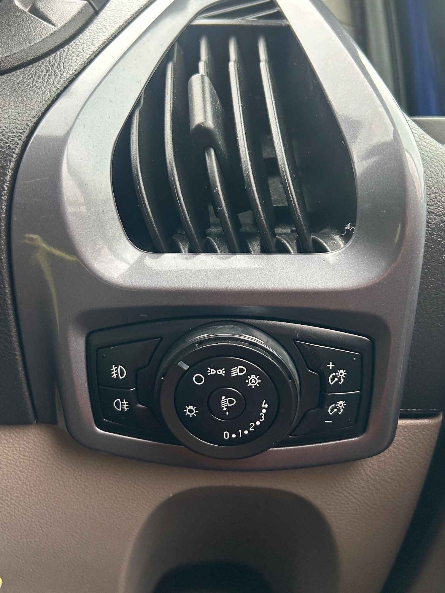 Used Ford Tourneo Custom 2016 for sale - 76538370: Photo 12