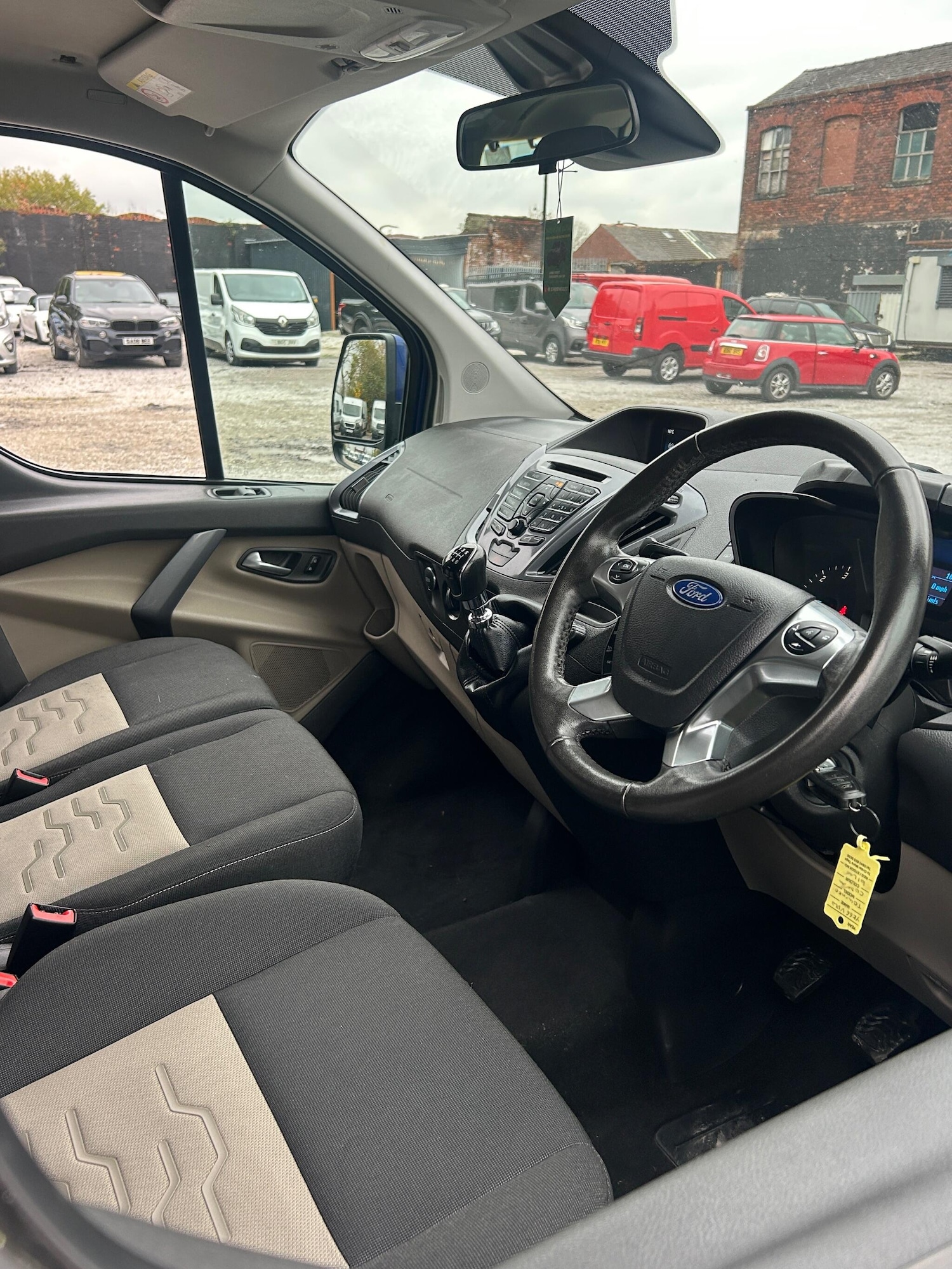 Used Ford Tourneo Custom 2016 for sale - 76538370: Photo 17