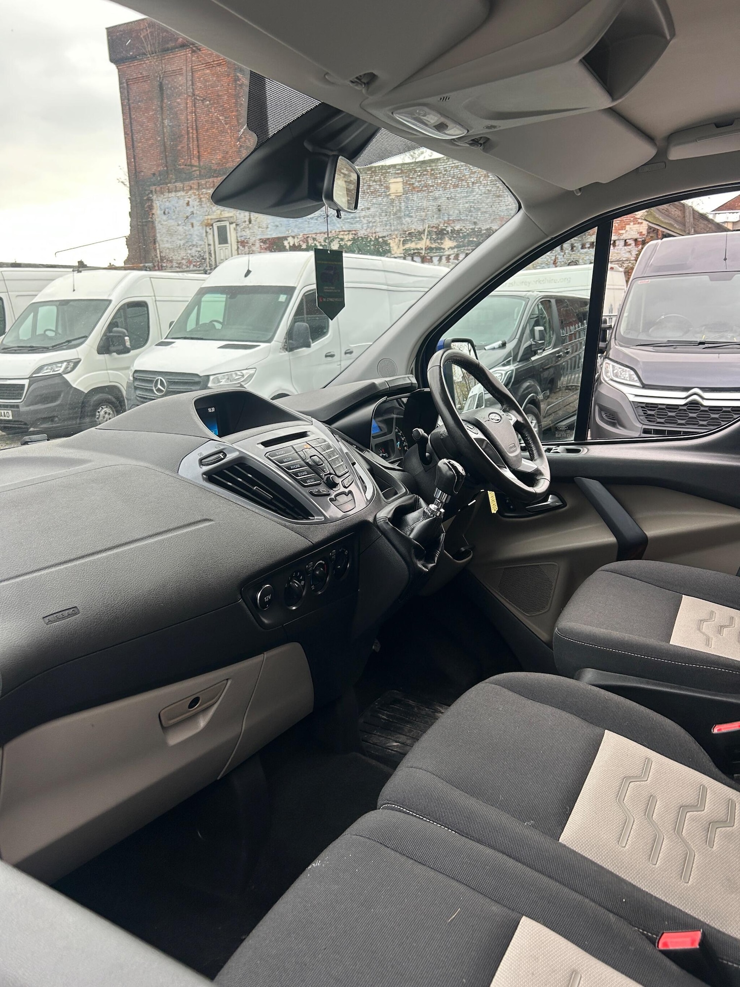 Used Ford Tourneo Custom 2016 for sale - 76538370: Photo 18