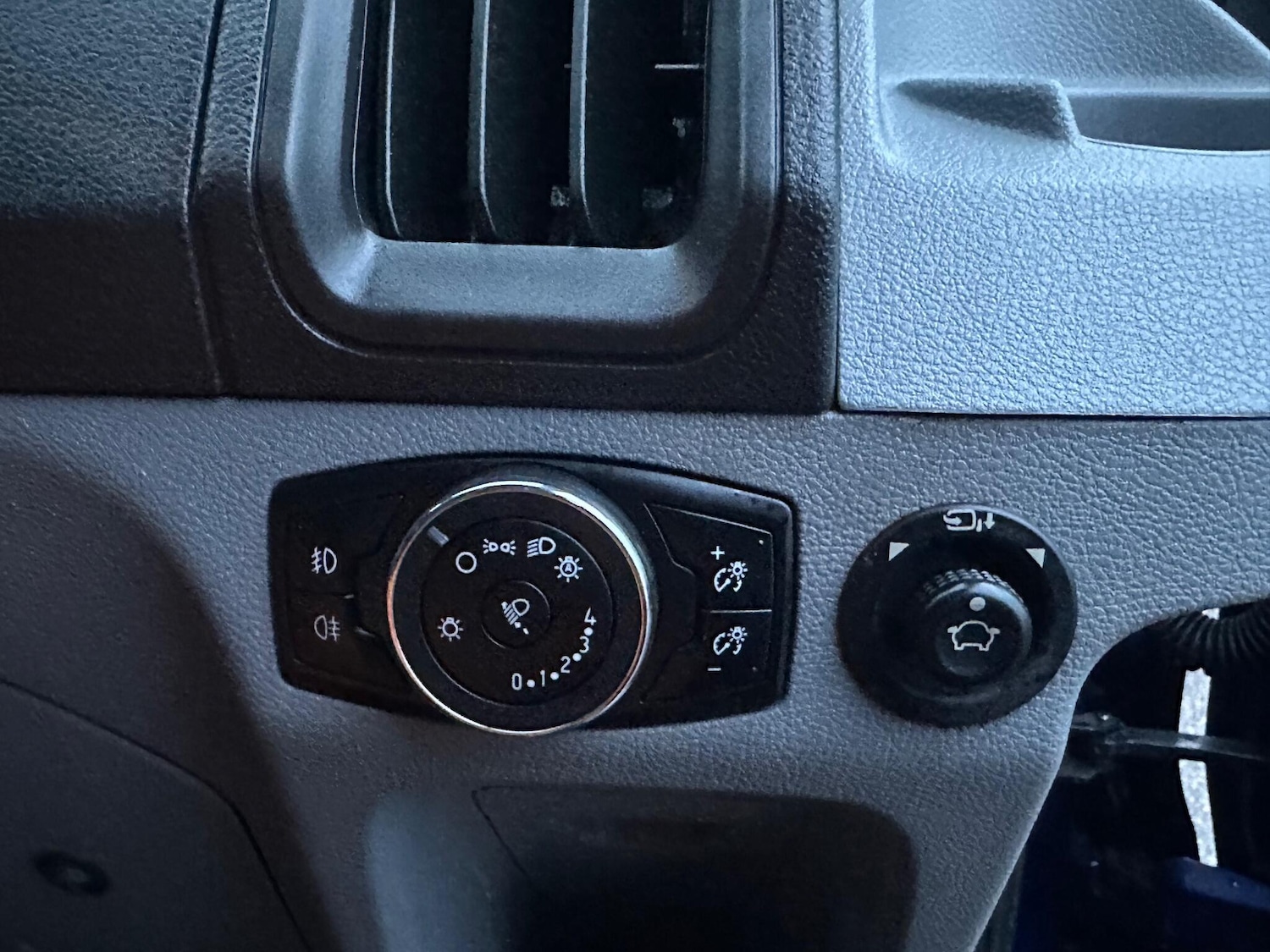 Used Ford Transit 2016 for sale - 76457192: Photo 15