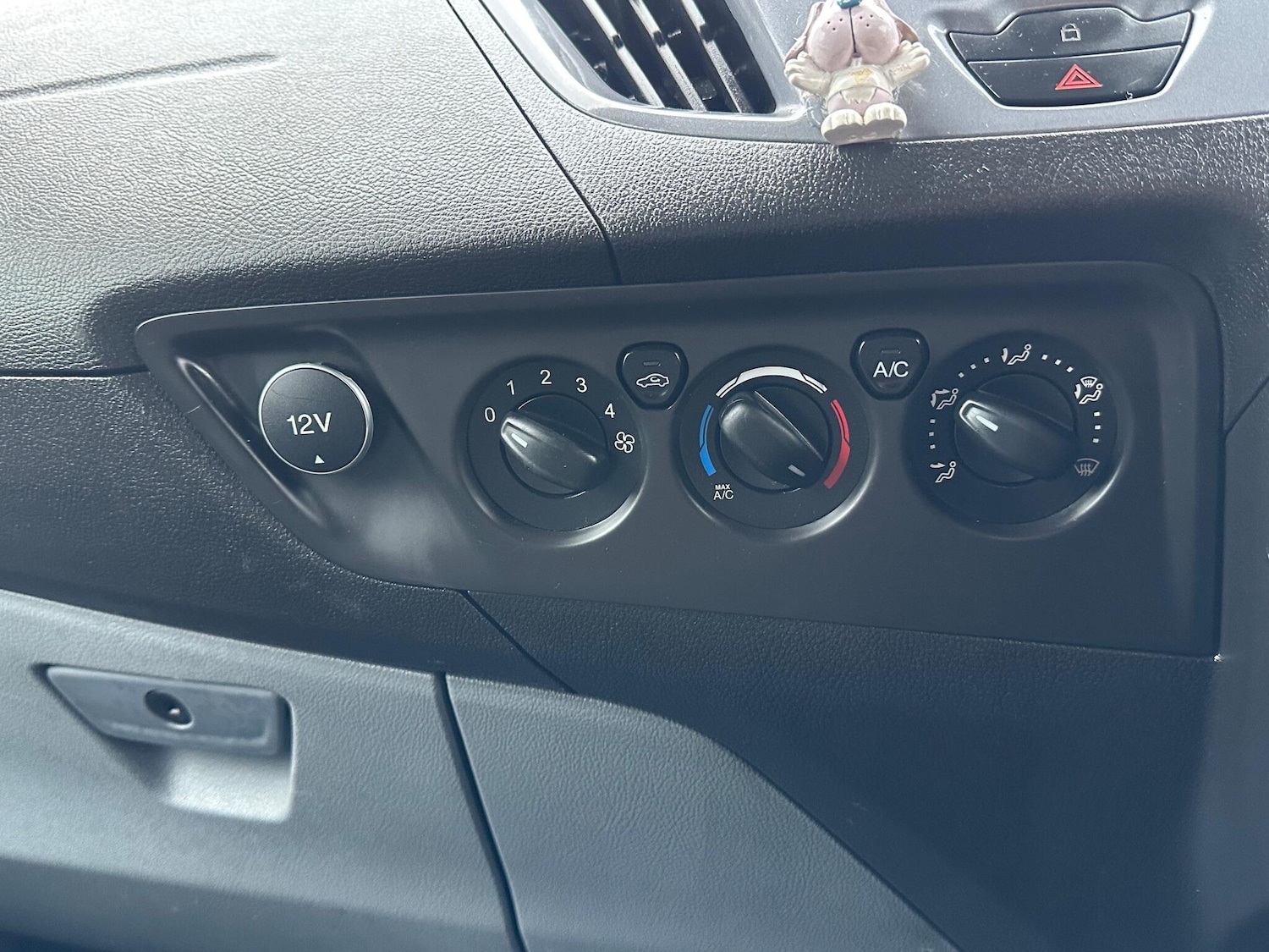 Used Ford Transit Custom 2015 for sale - 76485528: Photo 11