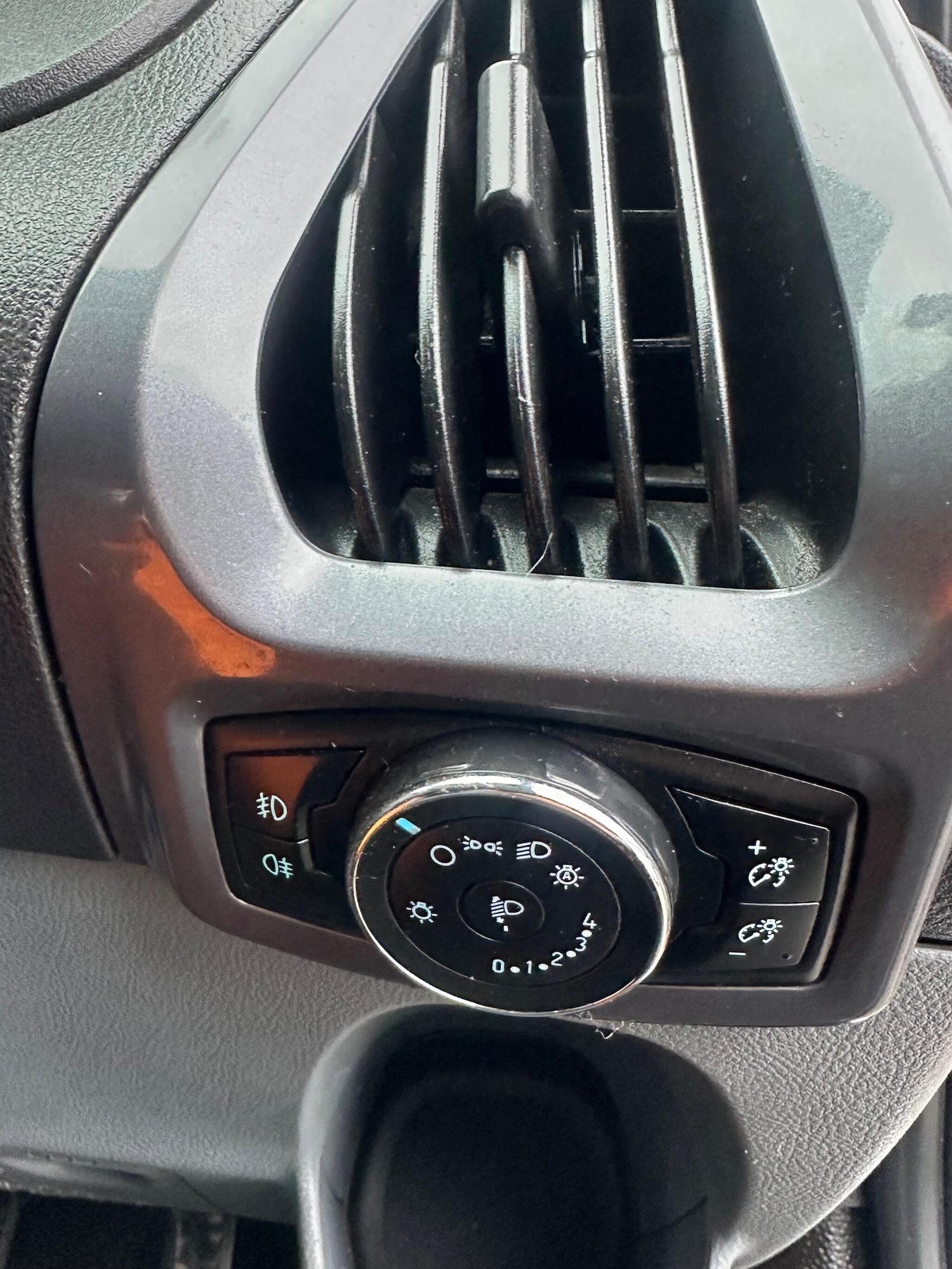 Used Ford Transit Custom 2015 for sale - 76485528: Photo 12