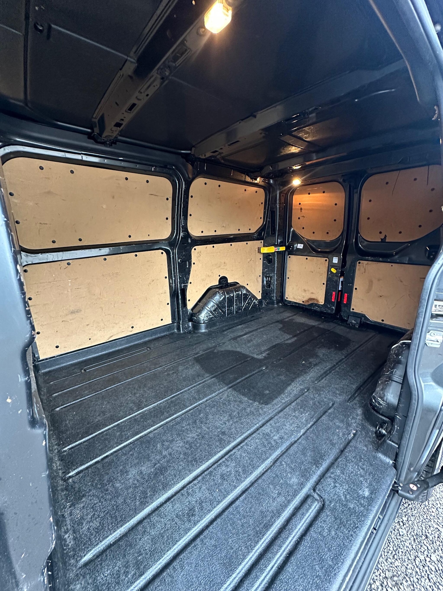 Used Ford Transit Custom 2017 for sale - 76538371: Photo 17