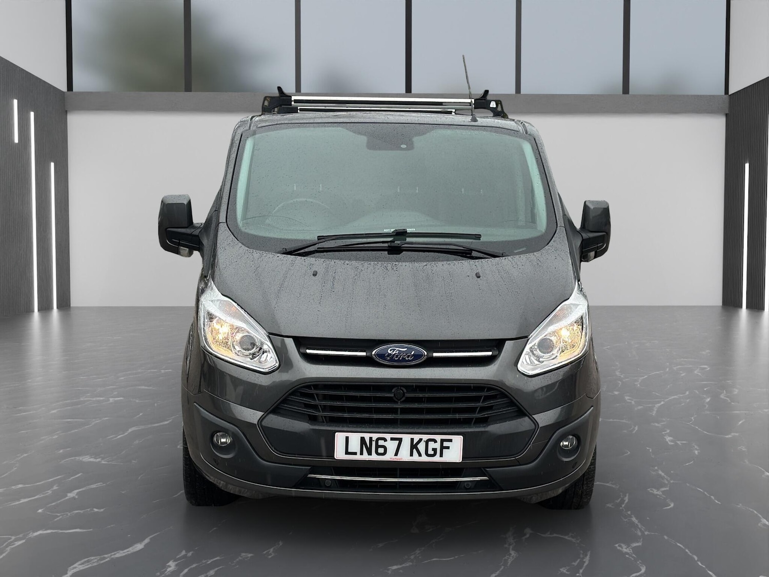 Used Ford Transit Custom 2017 for sale - 76538371: Photo 2