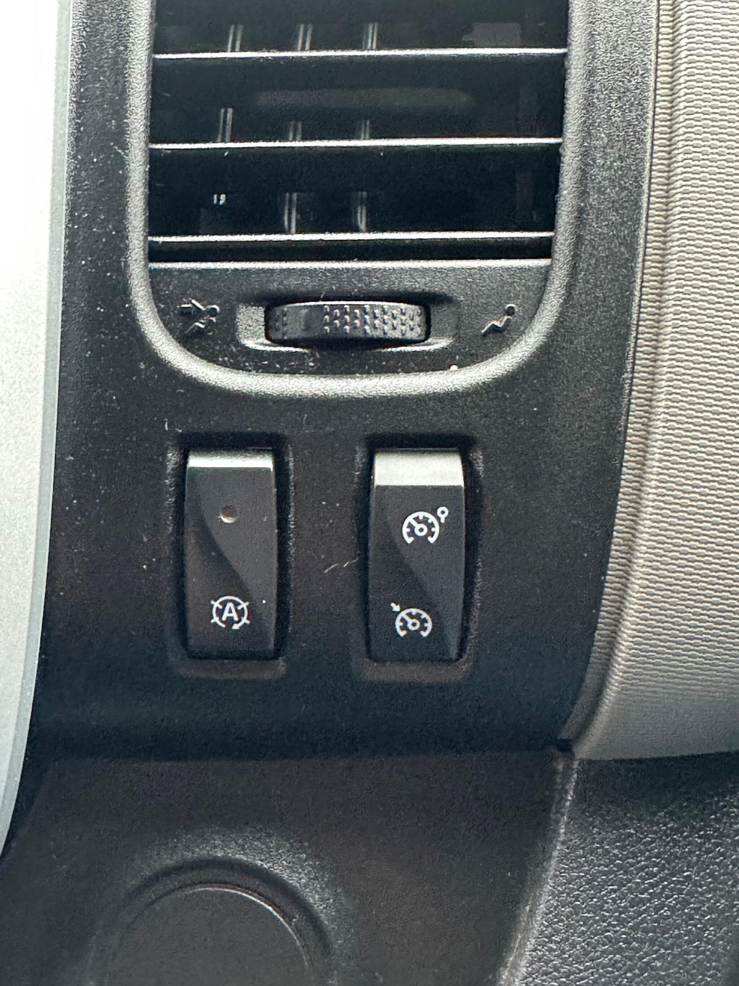 Used Renault Trafic 2018 for sale - 77883412: Photo 16