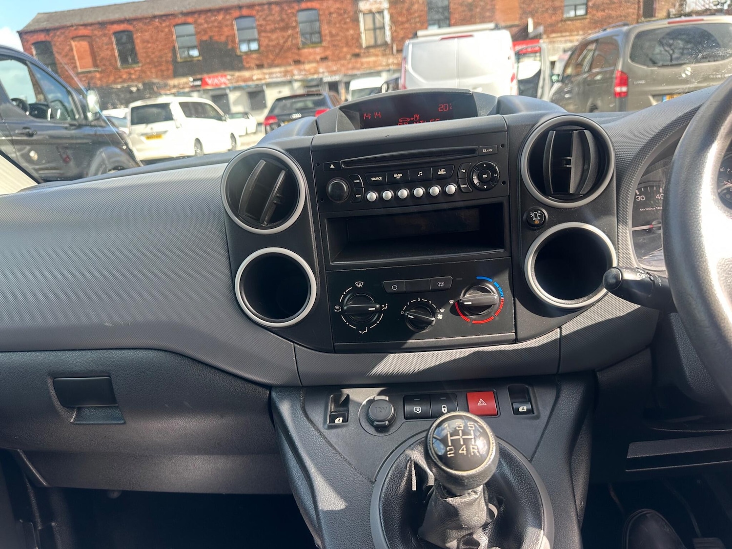 Used Peugeot Partner 2017 for sale - 78058644: Photo 14