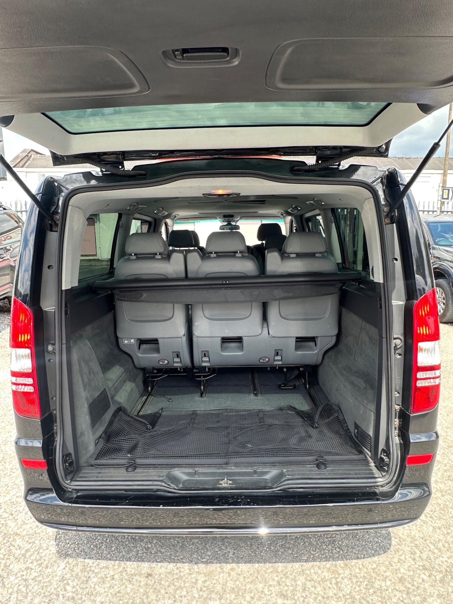 Vehicle 33