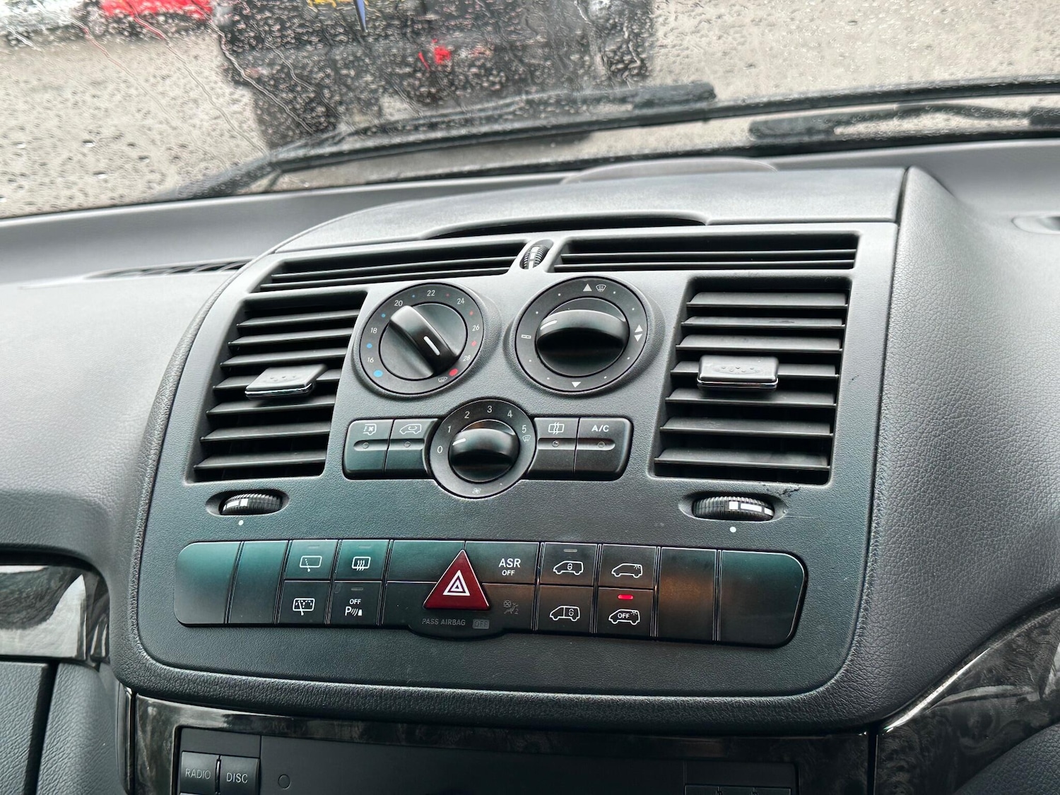 Used Mercedes-Benz Viano 2013 for sale - 76990948: Photo 17