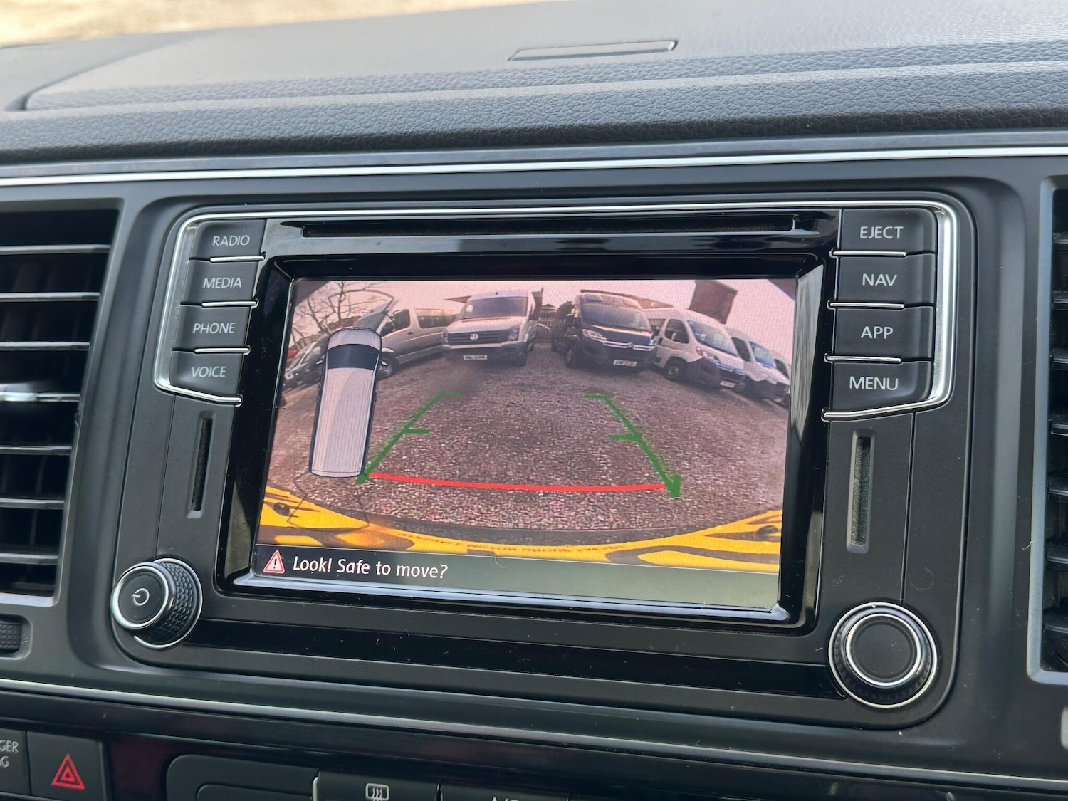 Used Volkswagen Transporter 2017 for sale - 76953072: Photo 13