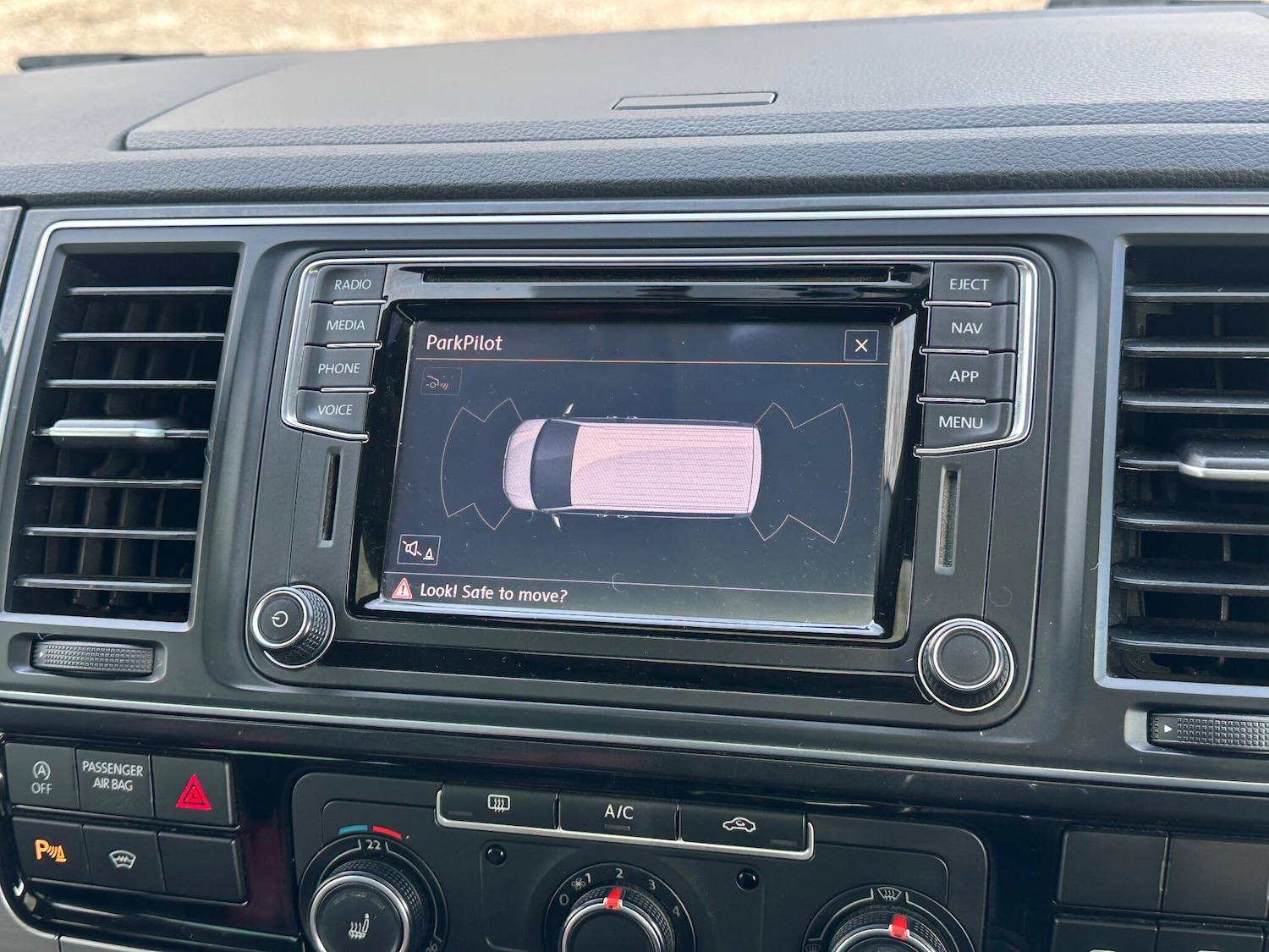 Used Volkswagen Transporter 2017 for sale - 76953072: Photo 14