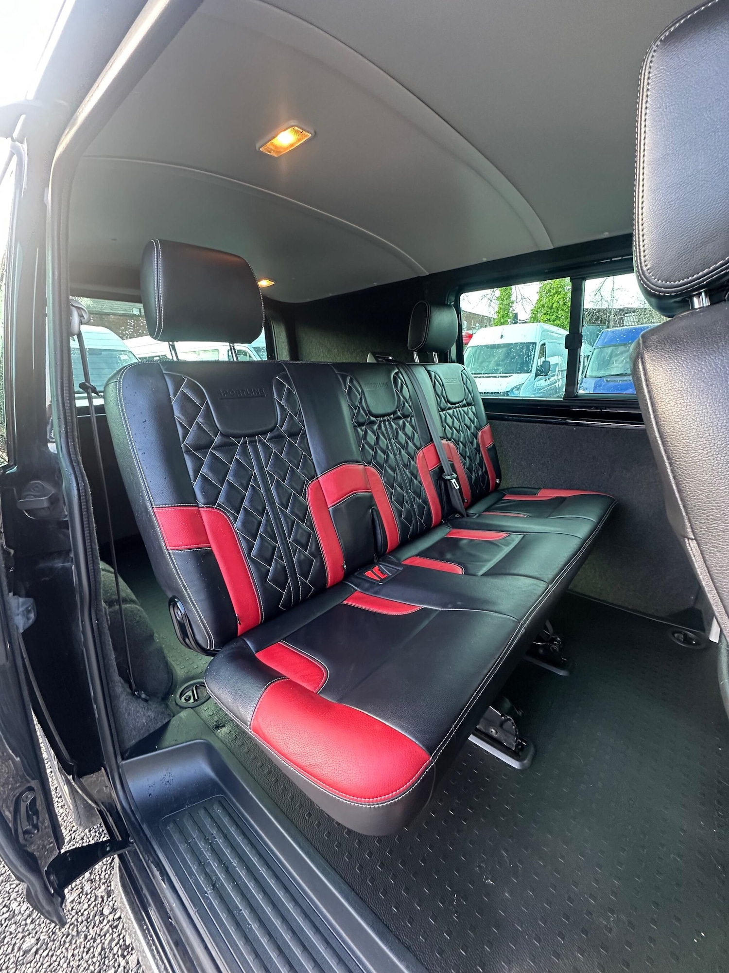 Used Volkswagen Transporter 2017 for sale - 76953072: Photo 18