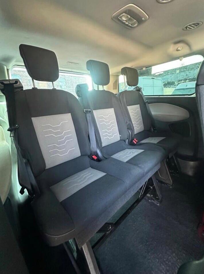 Used Ford Tourneo Custom 2015 for sale - 78101114: Photo 22