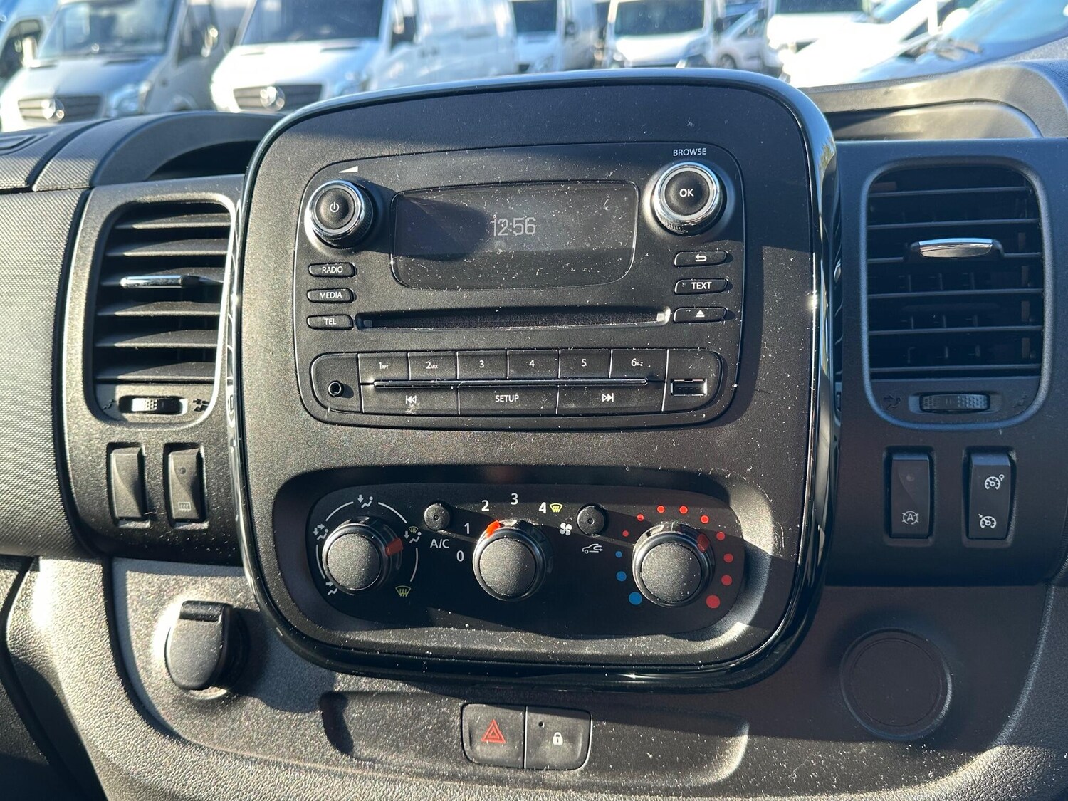 Used Vauxhall Vivaro 2017 for sale - 77882888: Photo 12