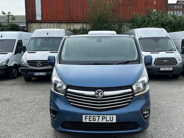 Used Vauxhall Vivaro 2017 for sale - 76094588: Photo 2