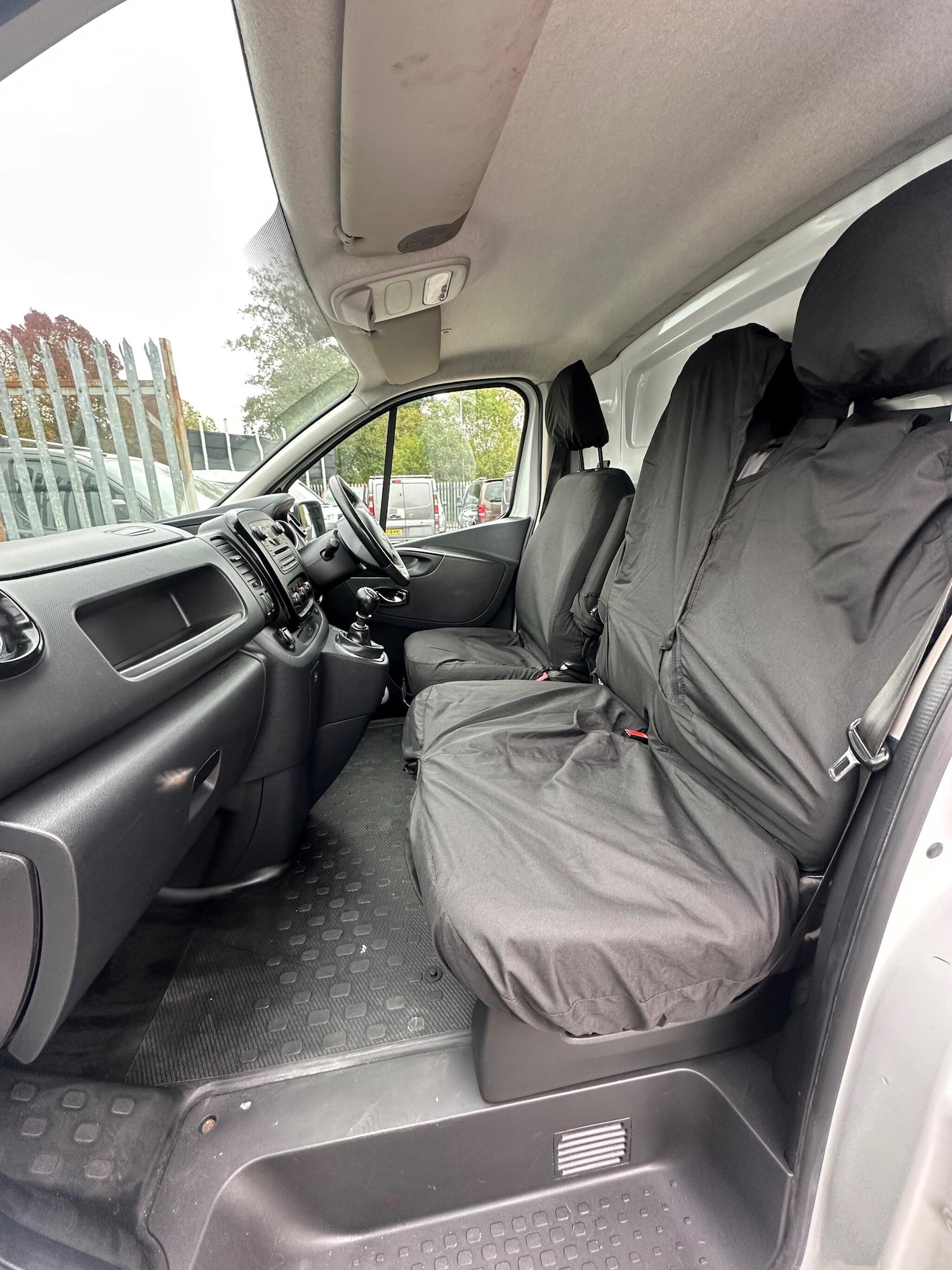 Used Vauxhall Vivaro 2017 for sale - 76318041: Photo 17