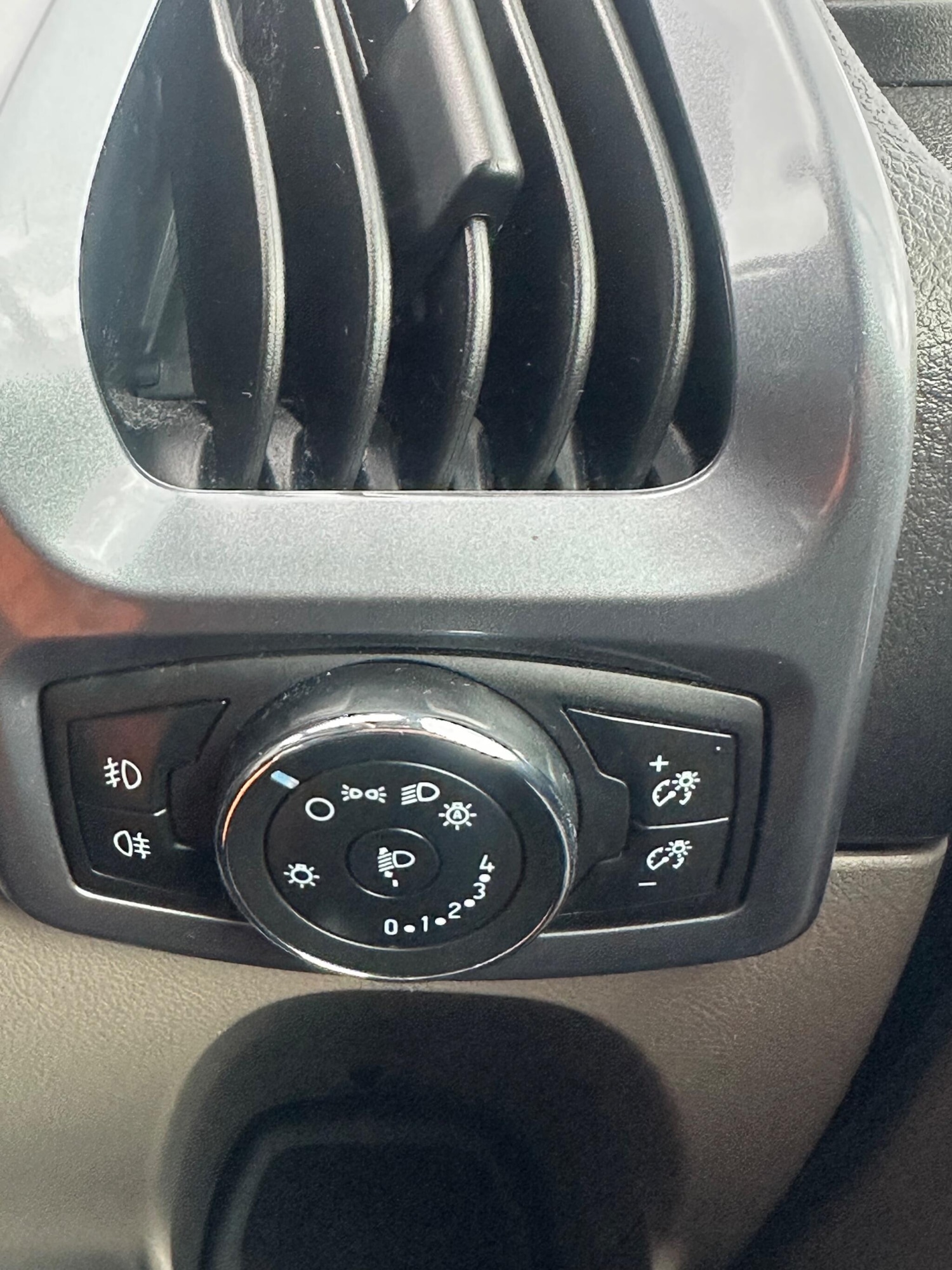 Used Ford Tourneo Custom 2014 for sale - 77909425: Photo 13