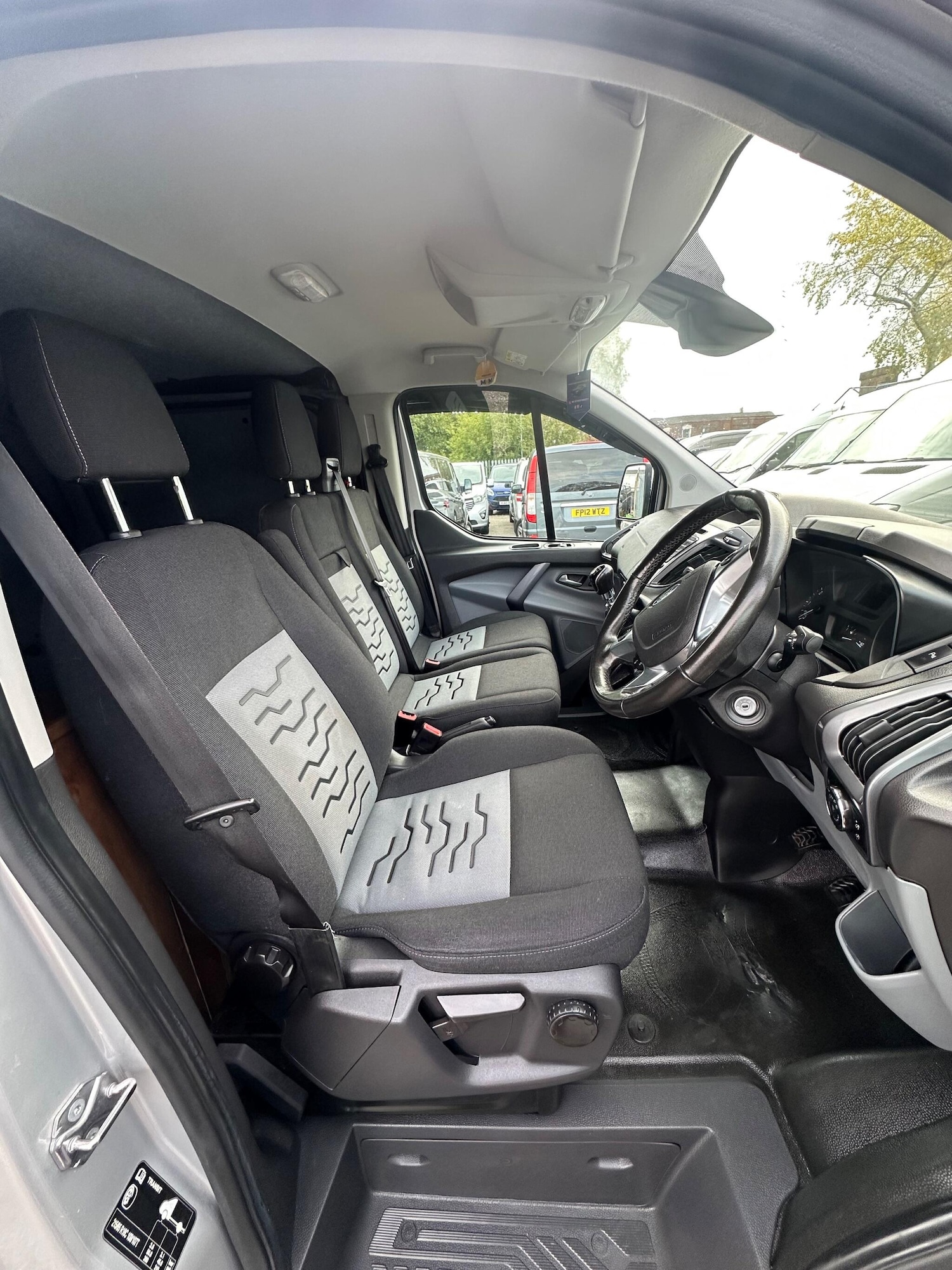 Used Ford Transit Custom 2017 for sale - 76336630: Photo 10
