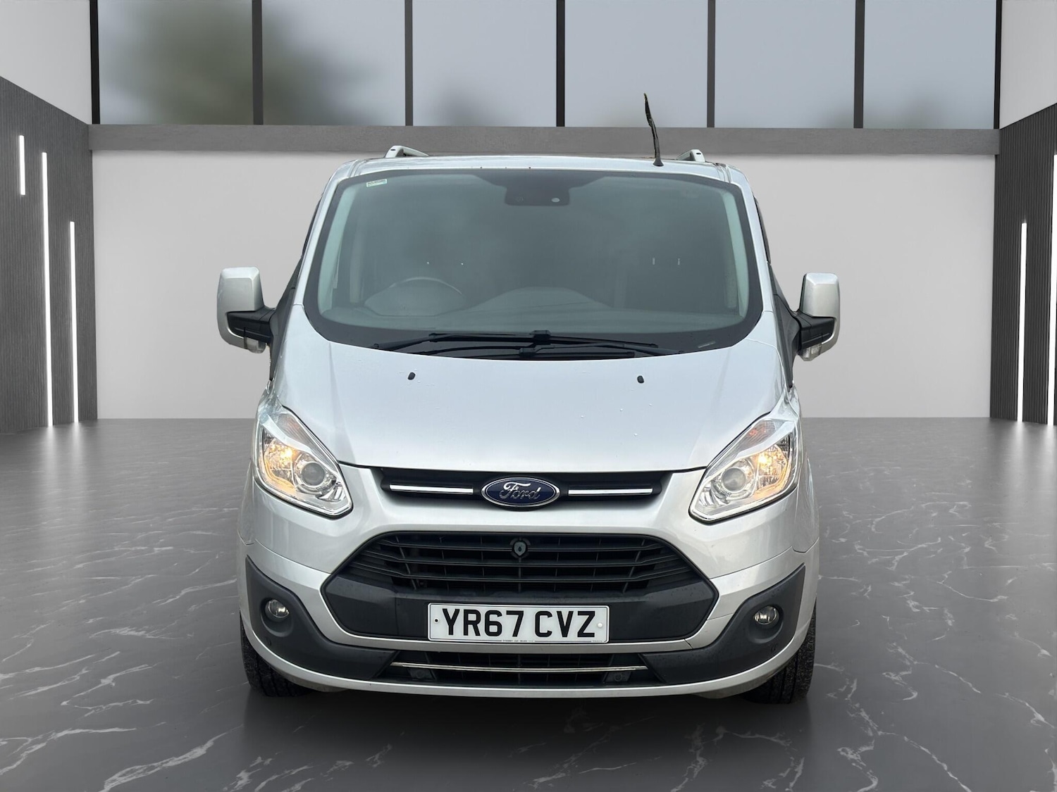 Used Ford Transit Custom 2017 for sale - 76336630: Photo 2