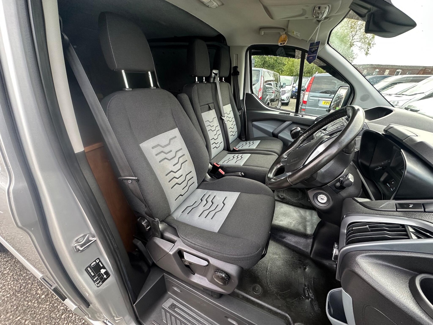 Used Ford Transit Custom 2017 for sale - 76336630: Photo 9