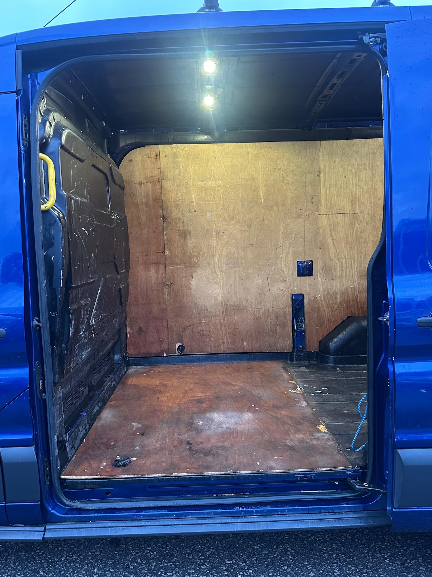 Used Ford Transit 2016 for sale - 76994498: Photo 21