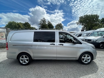 Mercedes-Benz - Vito