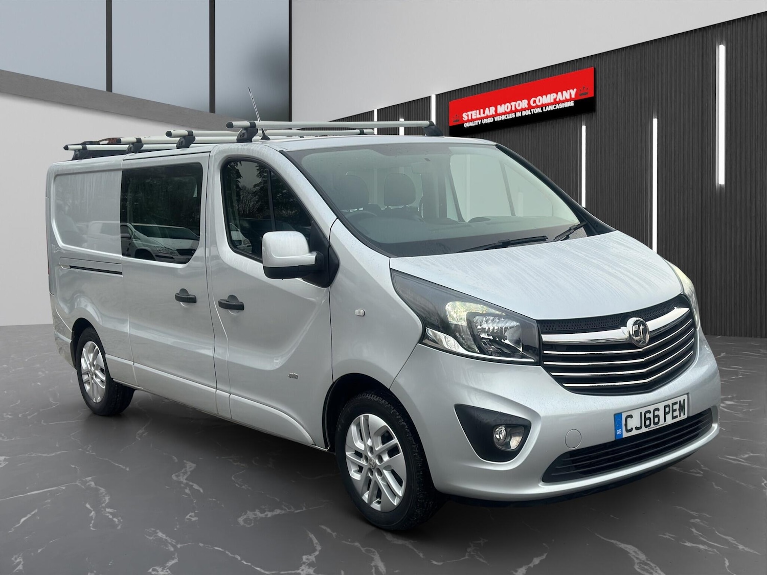 Used Vauxhall Vivaro 2017 for sale - 76823935: Photo 3