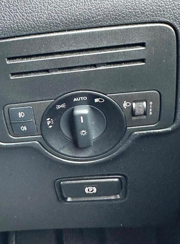 Used Mercedes-Benz Vito for sale - 77084412: Photo 19