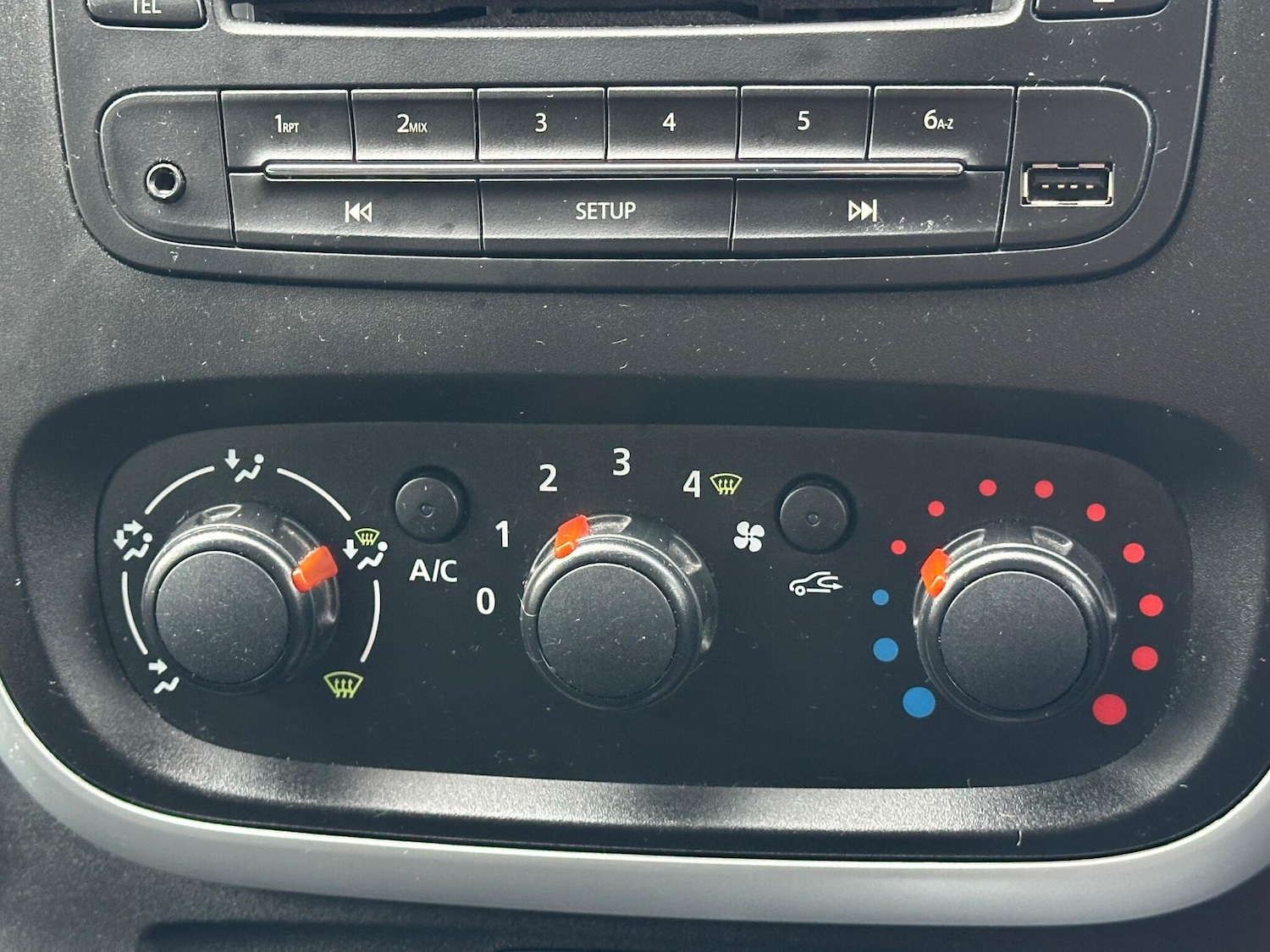 Used Vauxhall Vivaro 2015 for sale - 76336295: Photo 12