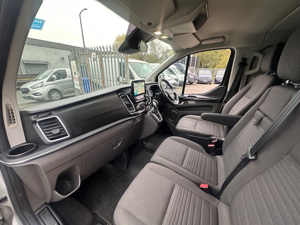 Used Ford Tourneo Custom 2019 for sale - 72833695: Photo 12