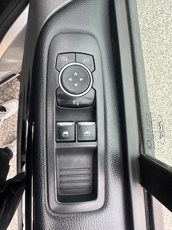 Used Ford Tourneo Custom 2019 for sale - 72833695: Photo 30