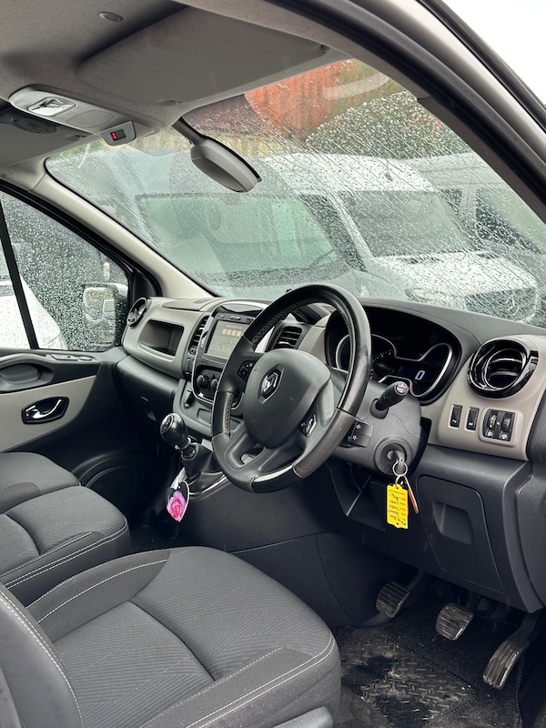 Used Renault Trafic 2019 for sale - 76158872: Photo 15