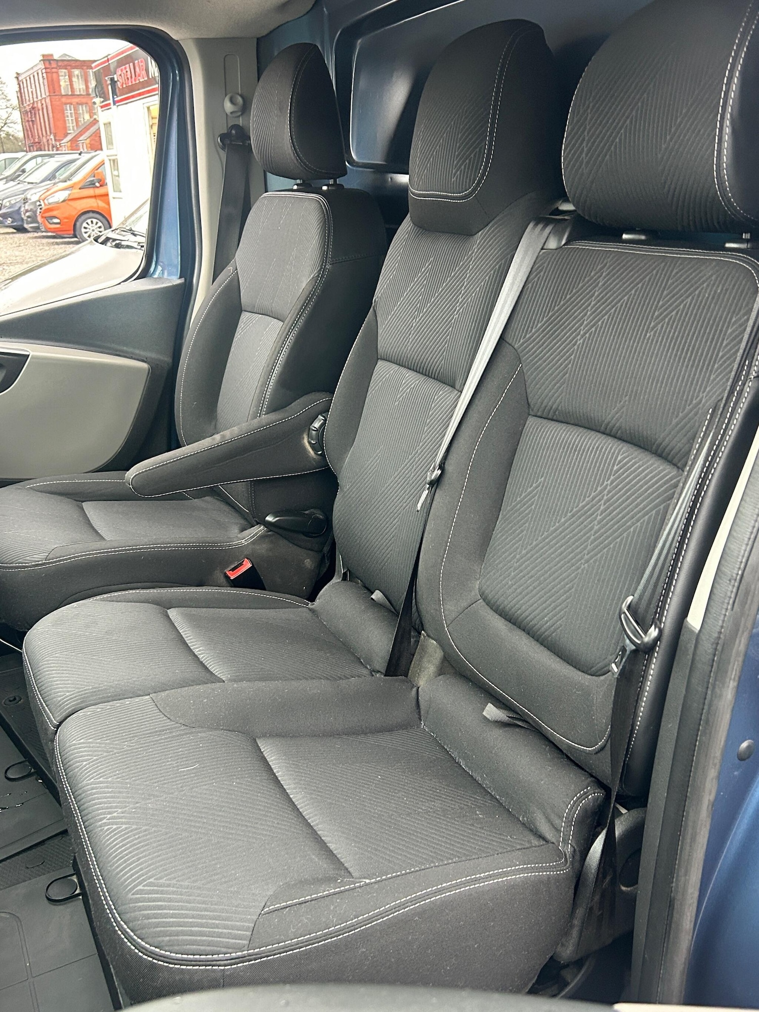 Used Renault Trafic 2018 for sale - 77074755: Photo 12