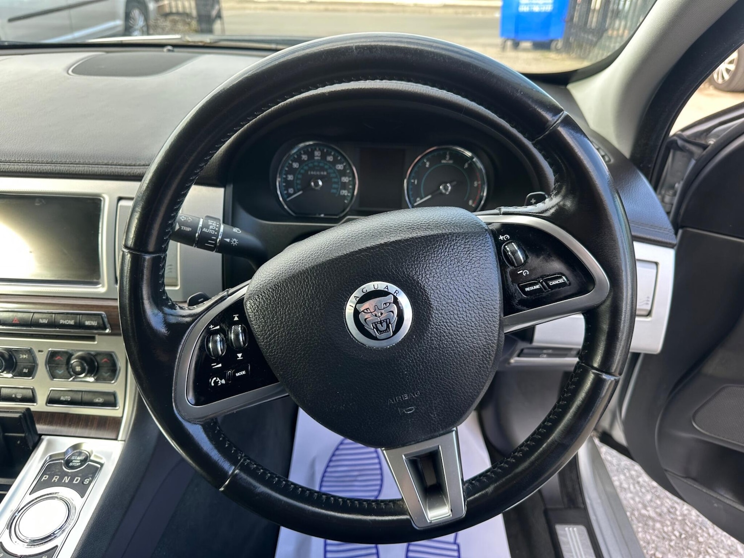 Used Jaguar XF 2012 for sale - 78100114: Photo 17