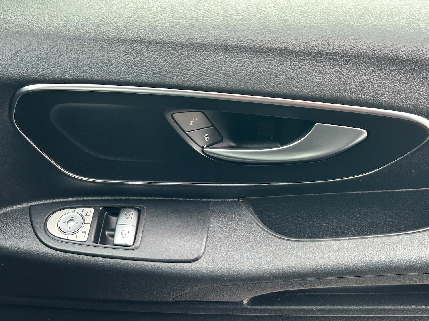 Used Mercedes-Benz Vito 2019 for sale - 77166785: Photo 10