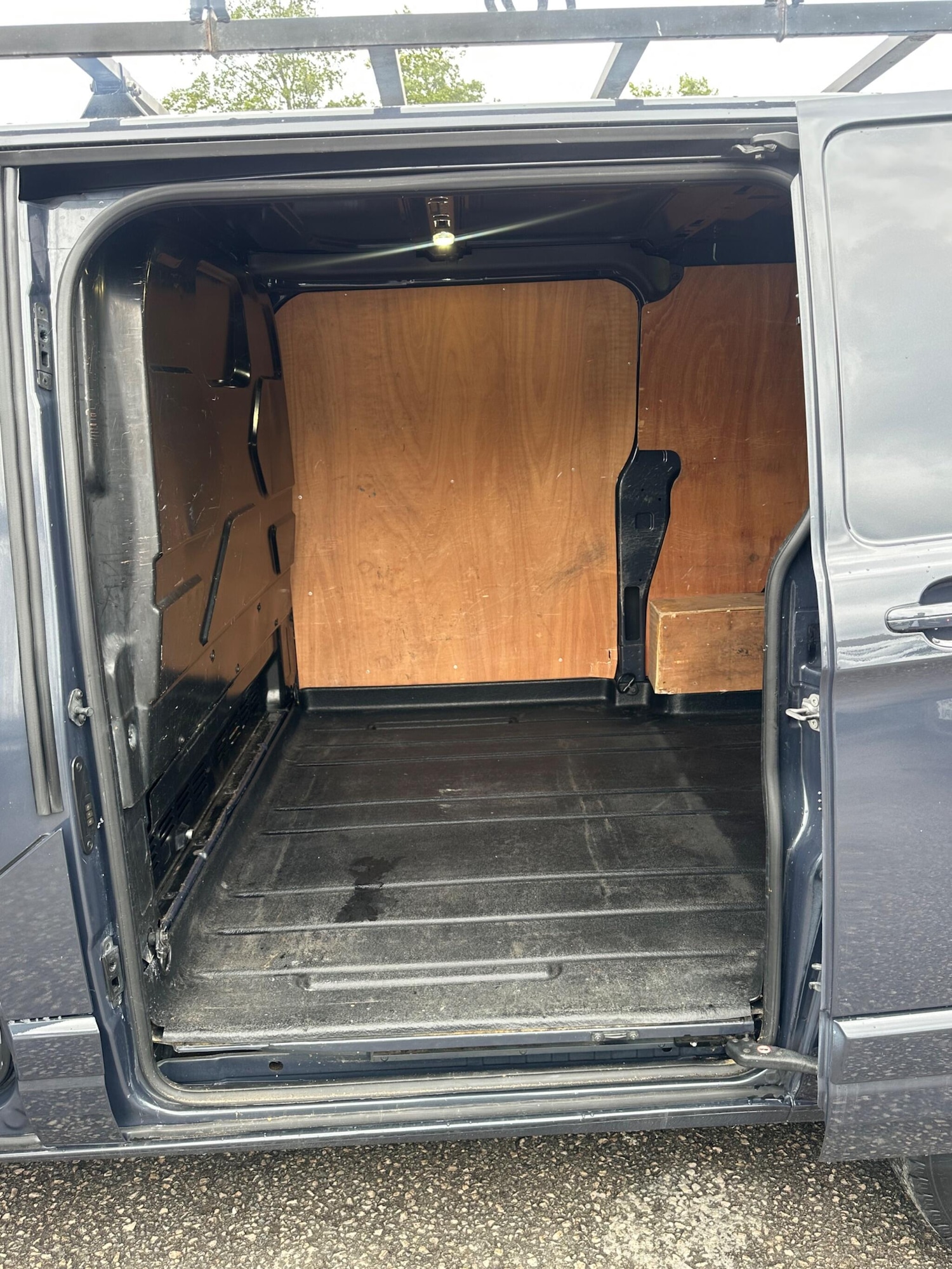 Vehicle 27