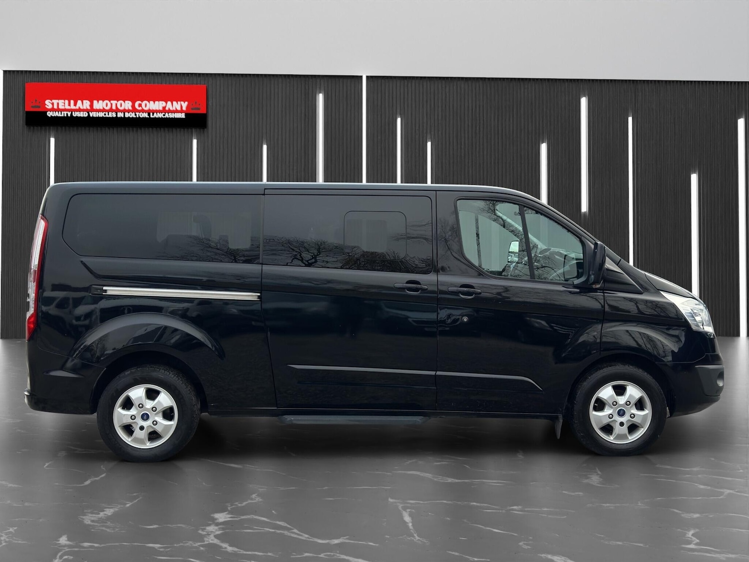 Used Ford Tourneo Custom 2017 for sale - 76823412: Photo 8