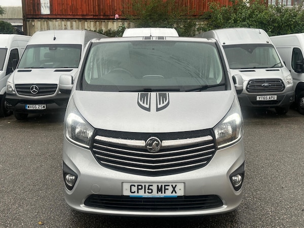 Used Vauxhall Vivaro 2015 for sale - 75318854: Photo 3