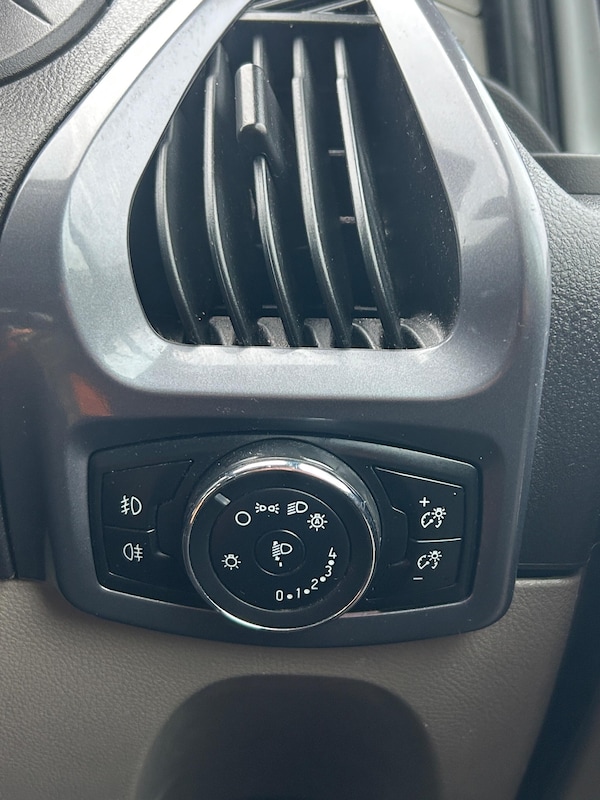 Used Ford Transit Custom 2017 for sale - 76283038: Photo 14