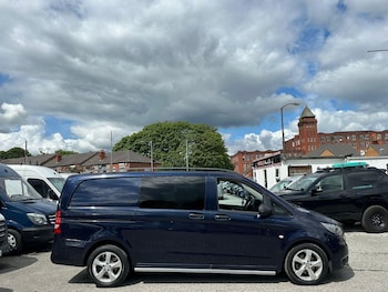 Mercedes-Benz - Vito