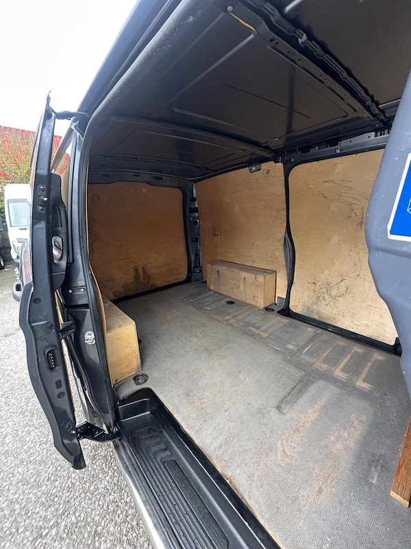 Used Mercedes-Benz Vito 2017 for sale - 76295830: Photo 21