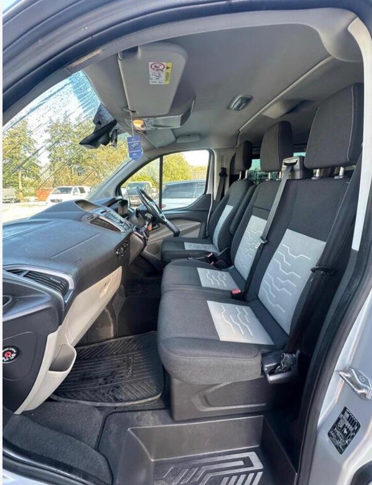 Used Ford Tourneo Custom 2015 for sale - 77982632: Photo 7