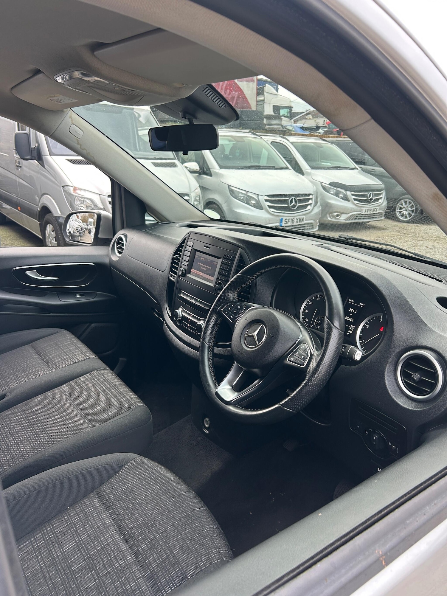 Used Mercedes-Benz Vito 2016 for sale - 77084441: Photo 15