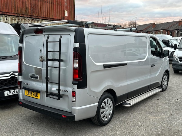 Used Vauxhall Vivaro 2019 for sale - 75350526: Photo 8