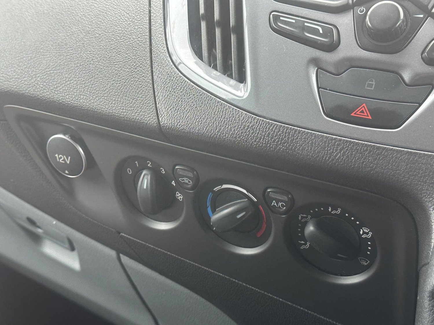 Used Ford Transit Custom for sale - 77683937: Photo 12