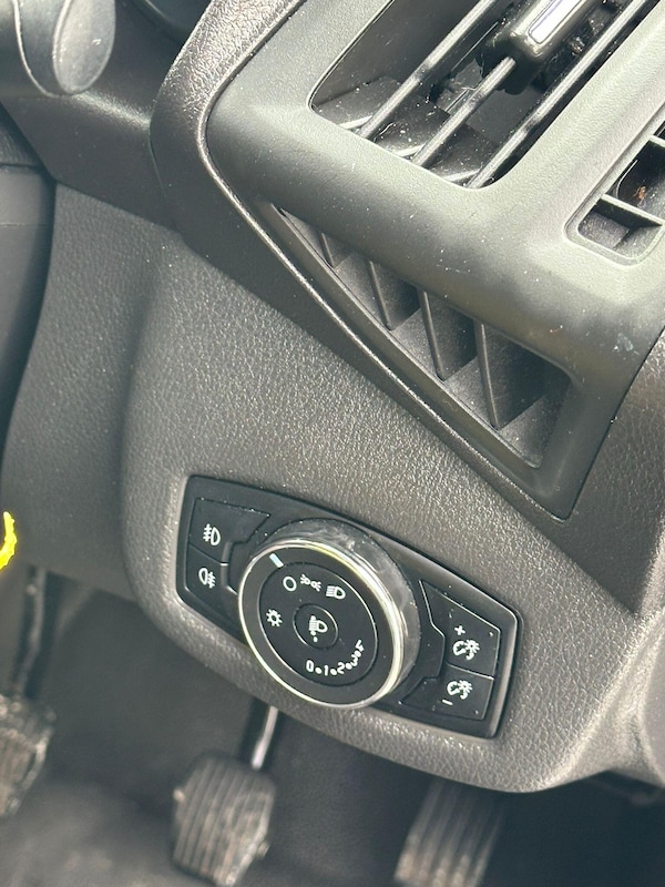 Used Ford Transit Connect 2016 for sale - 76137143: Photo 16