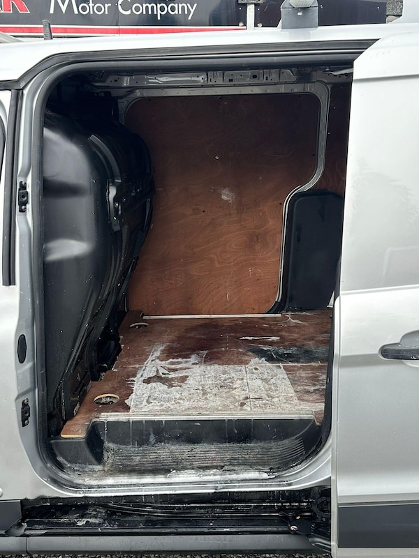 Used Ford Transit Connect 2016 for sale - 76137143: Photo 17