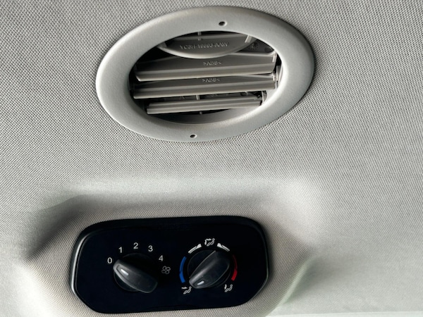Used Ford Tourneo Custom 2018 for sale - 75140259: Photo 36