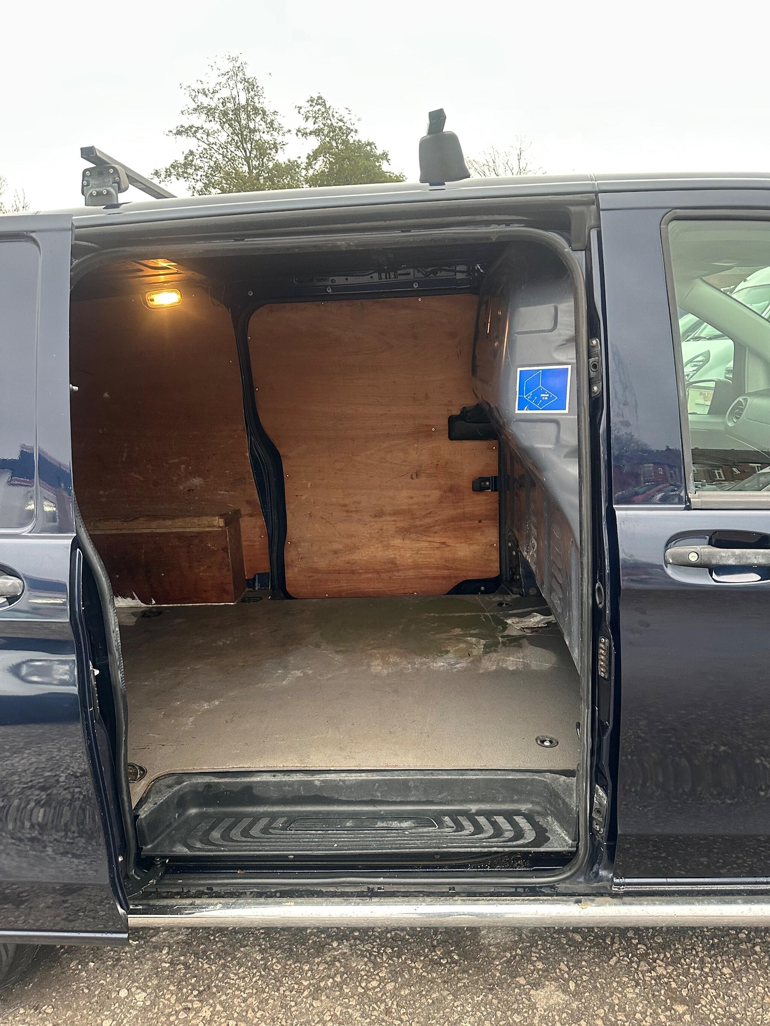 Used Mercedes-Benz Vito 2016 for sale - 76498986: Photo 17