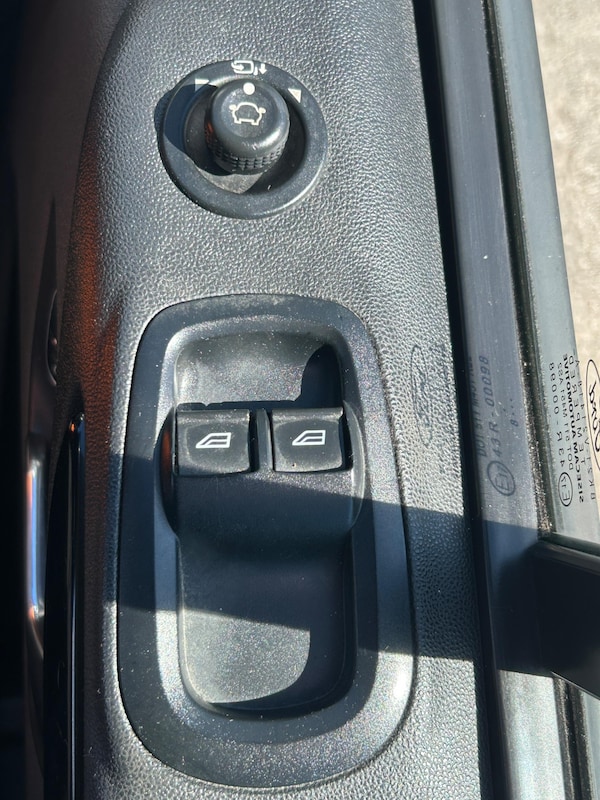Used Ford Transit Custom 2019 for sale - 74679131: Photo 12