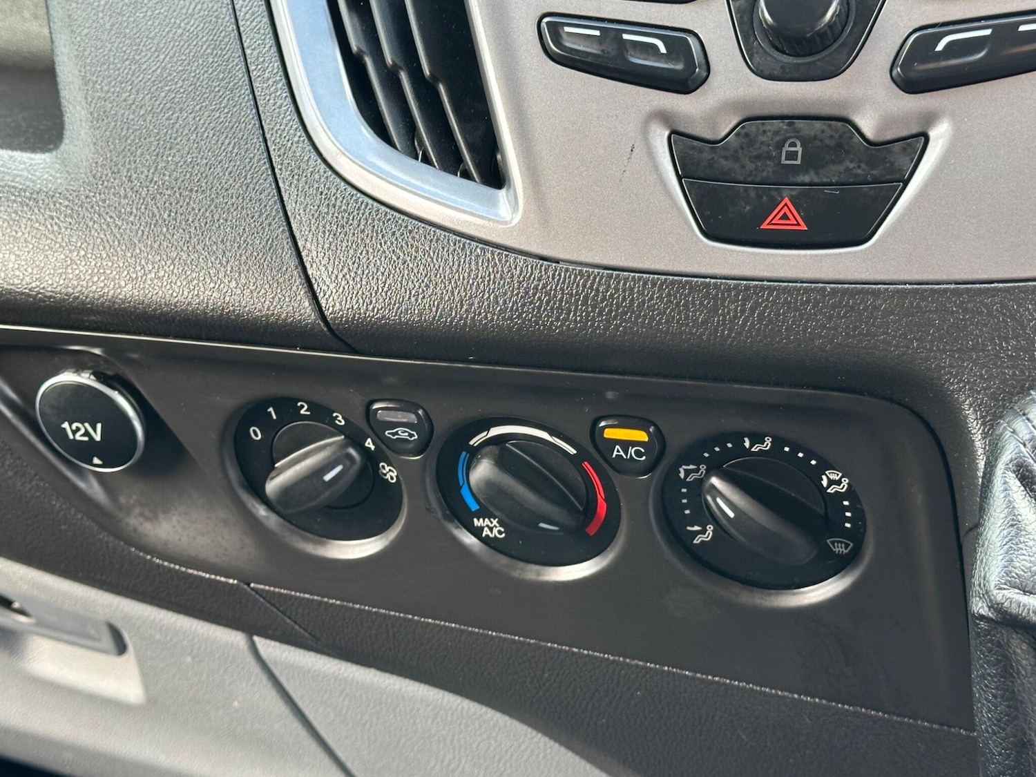 Used Ford Transit Custom 2017 for sale - 76085182: Photo 13